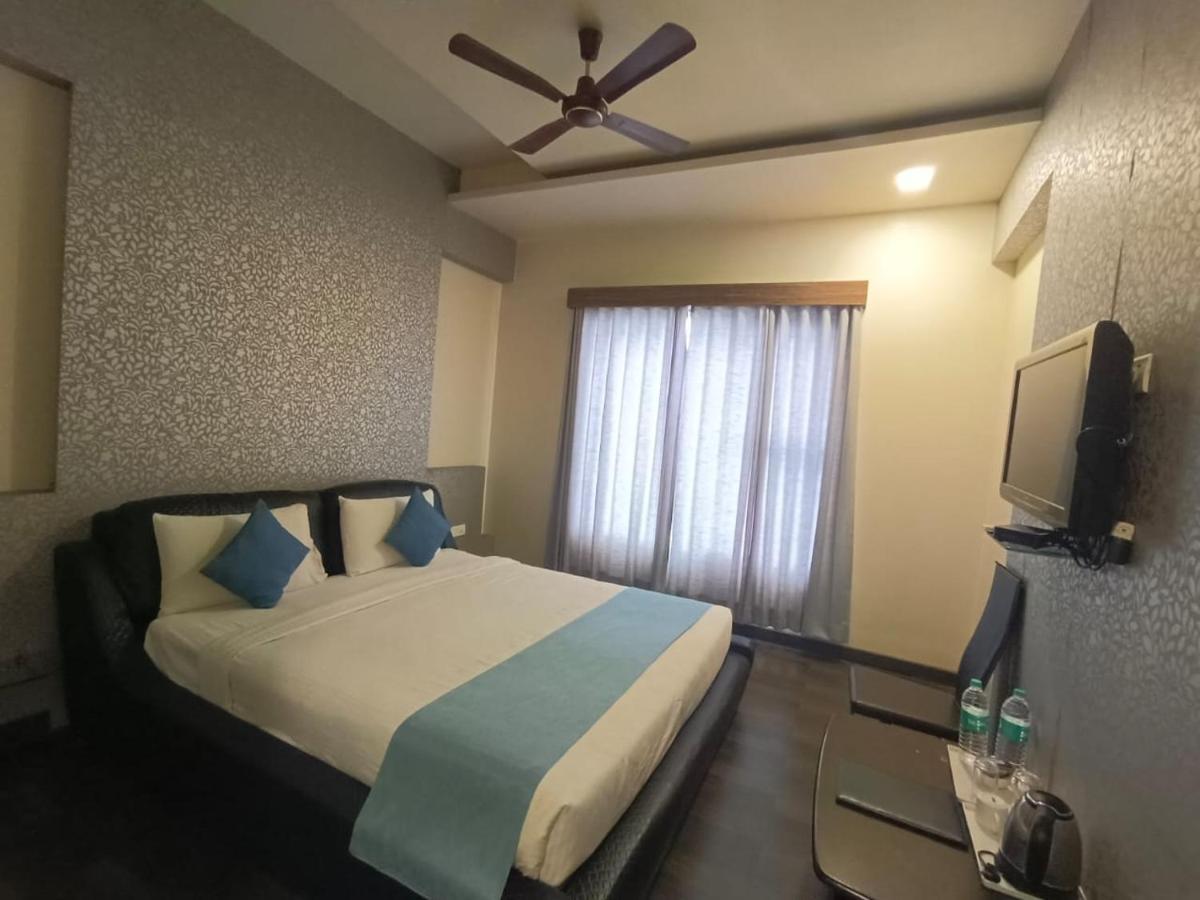 Hotel Sai Miracle Shirdi Buitenkant foto