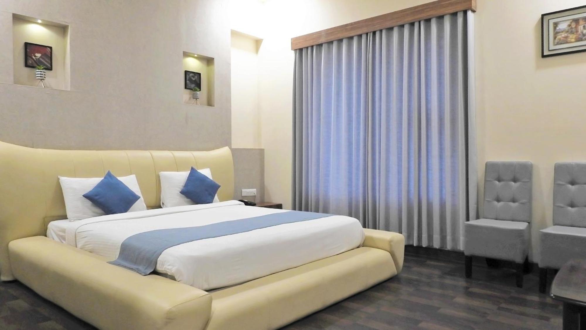 Hotel Sai Miracle Shirdi Buitenkant foto
