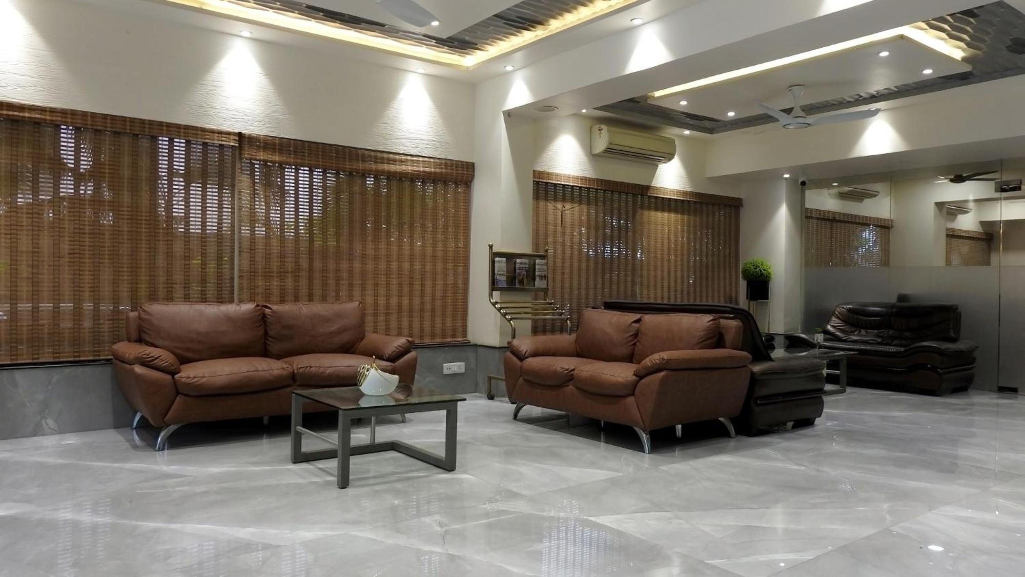 Hotel Sai Miracle Shirdi Buitenkant foto