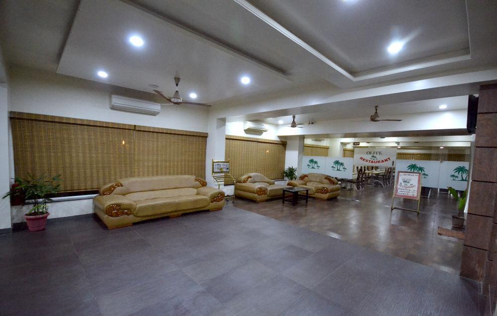 Hotel Sai Miracle Shirdi Buitenkant foto
