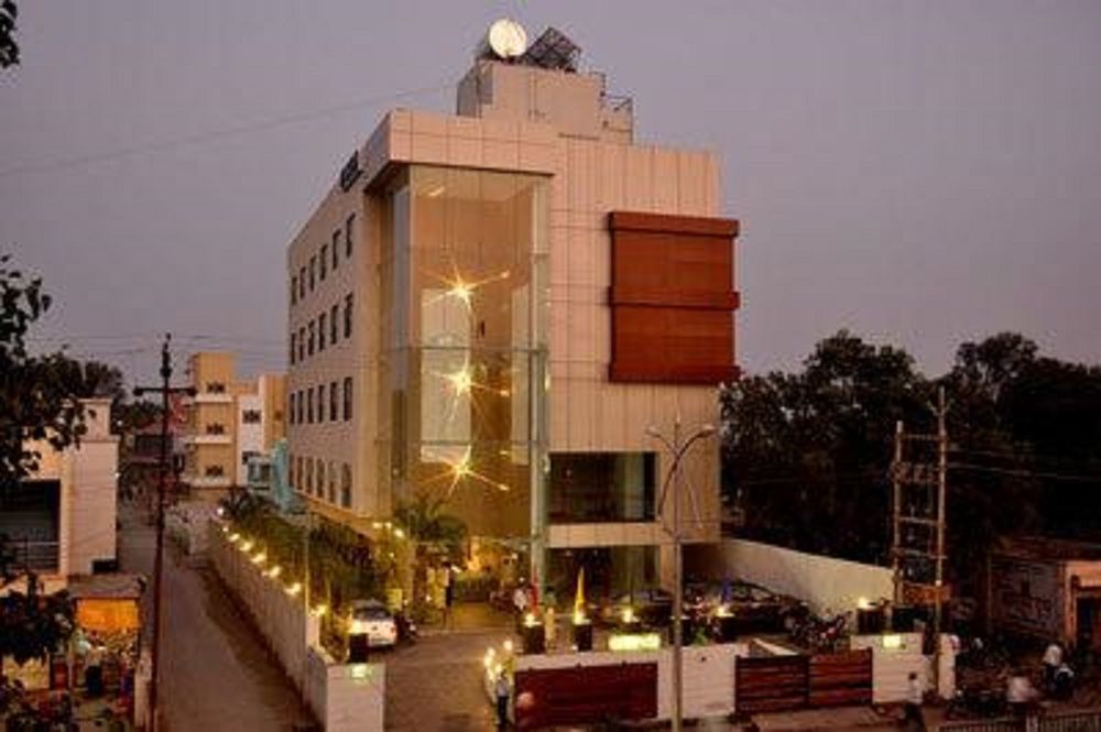 Hotel Sai Miracle Shirdi Buitenkant foto