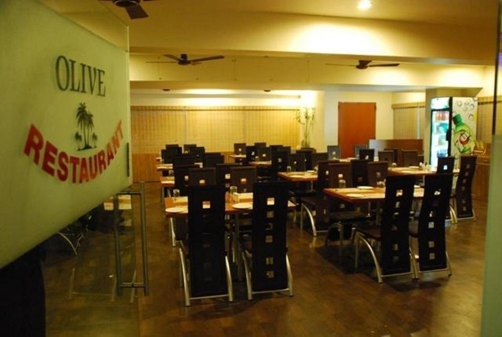 Hotel Sai Miracle Shirdi Buitenkant foto