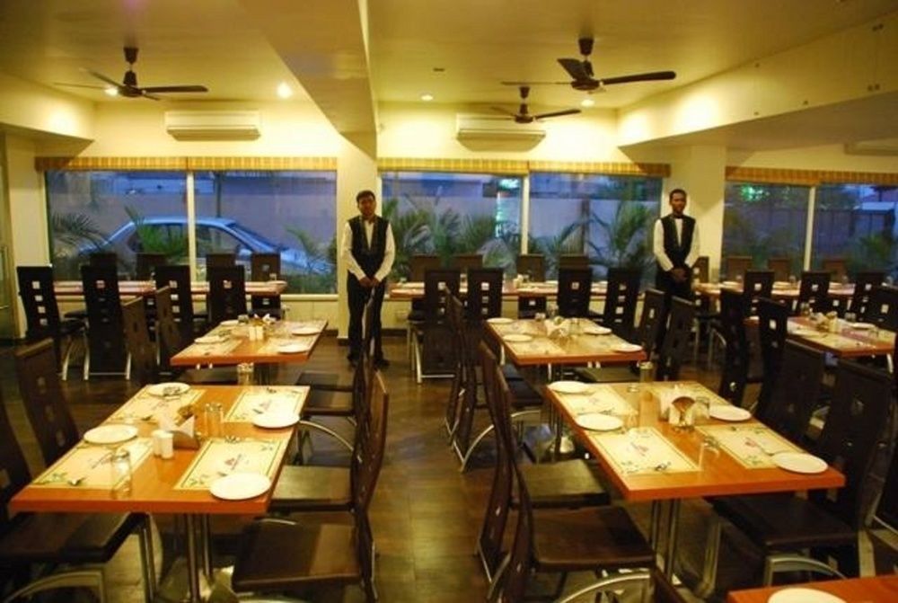 Hotel Sai Miracle Shirdi Buitenkant foto