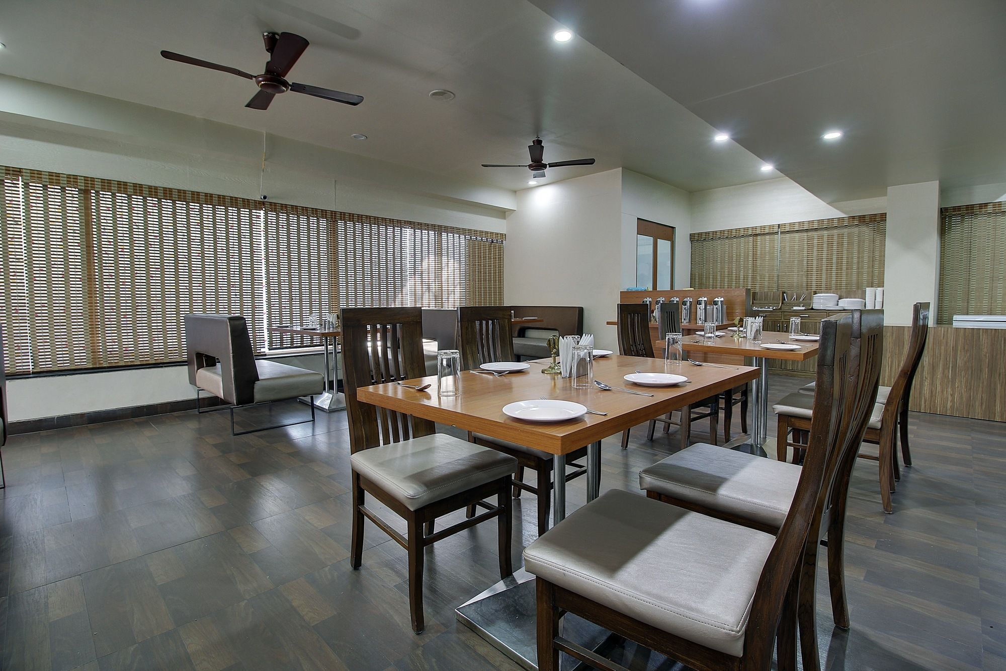 Hotel Sai Miracle Shirdi Buitenkant foto