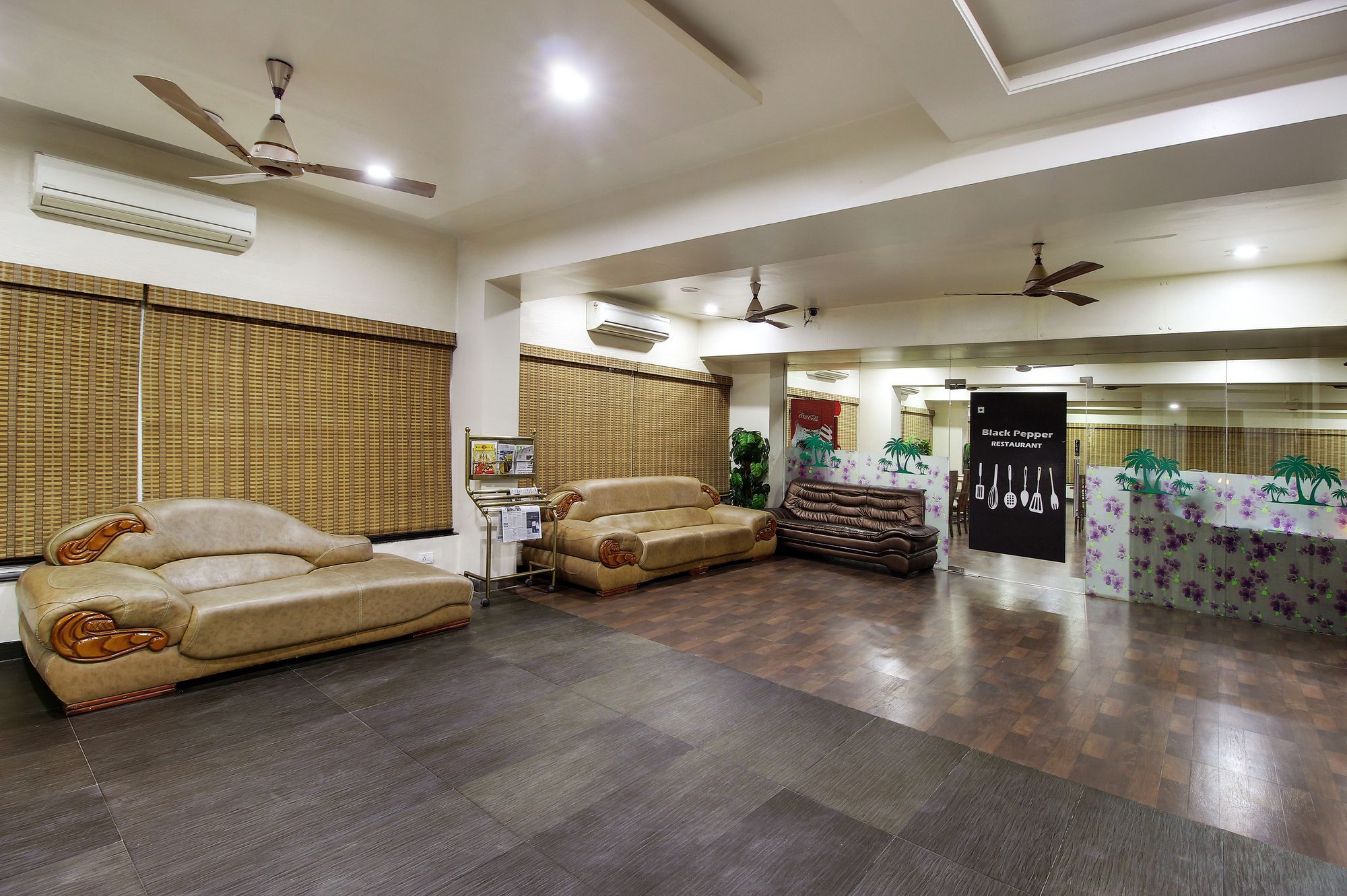 Hotel Sai Miracle Shirdi Buitenkant foto